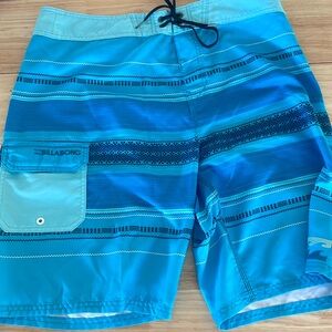 Billabong board shorts blue size 34